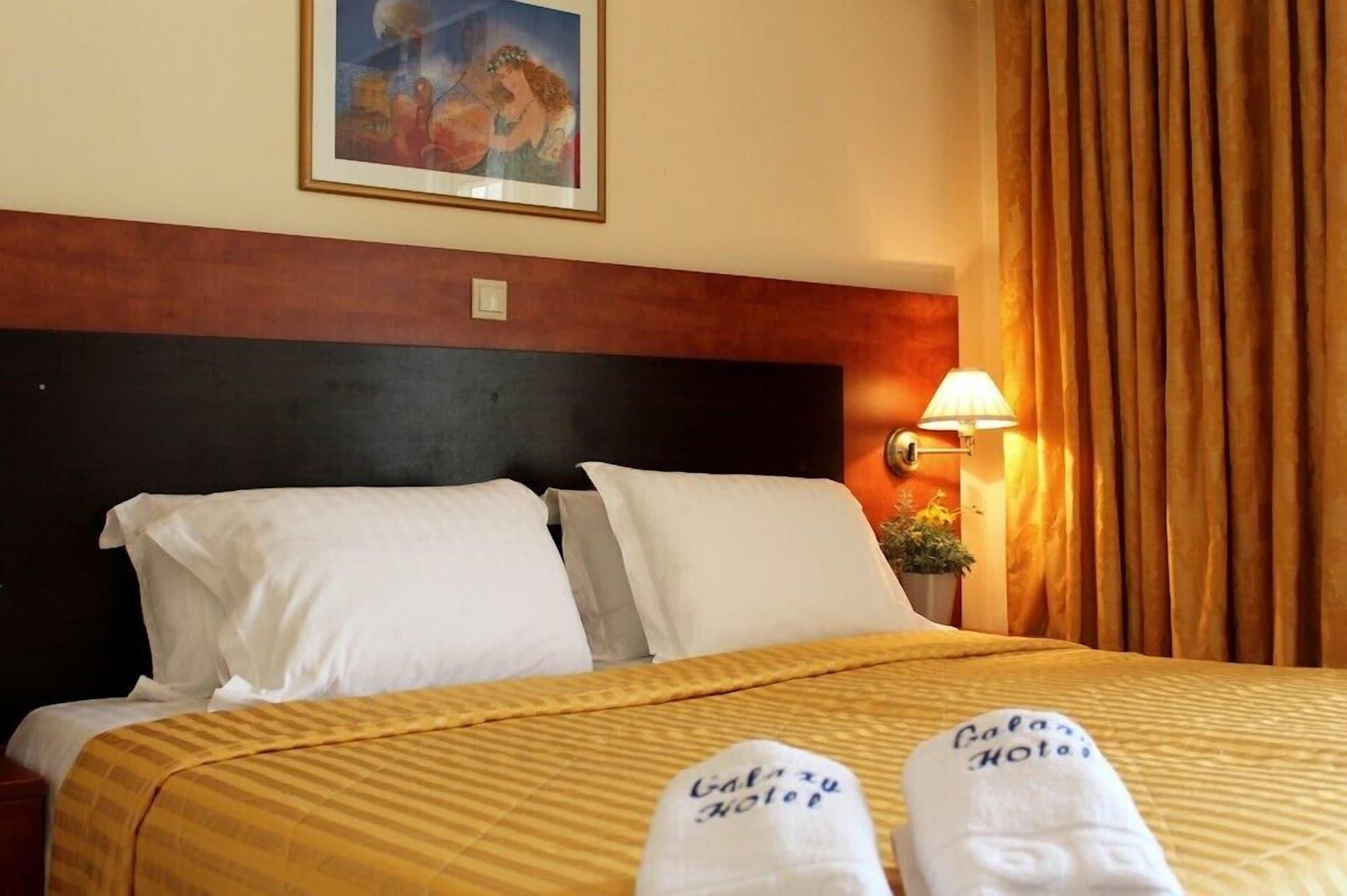Galaxy Hotel Каламата Екстериор снимка
