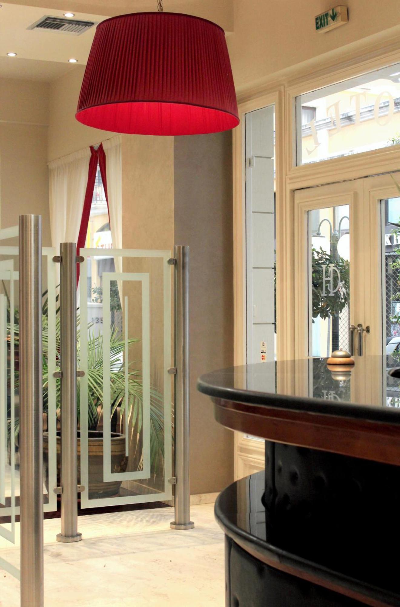 Galaxy Hotel Каламата Екстериор снимка